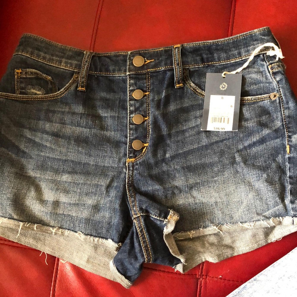 Jean shorts: 2 for 22😳